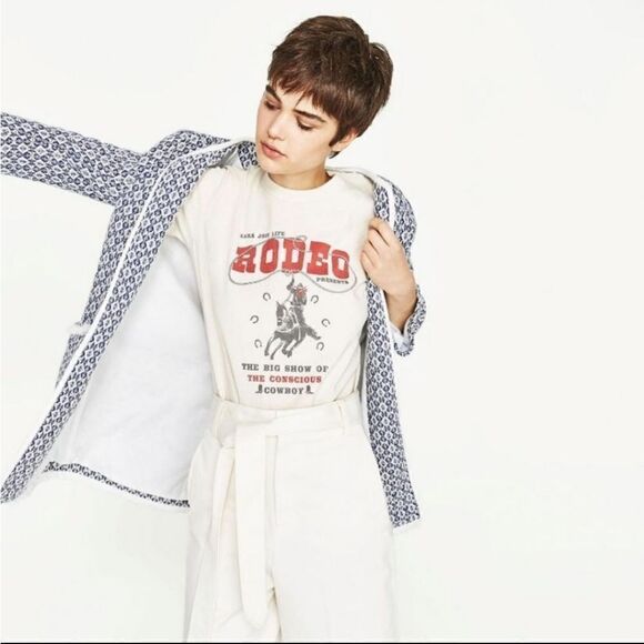 Zara    - Picture 7 of 13